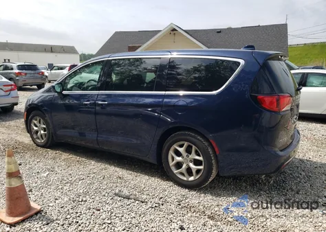 2018 Chrysler Pacifica Touring Plus z USA, uszkodzony, nr VIN 2C4RC1FG4JR271448